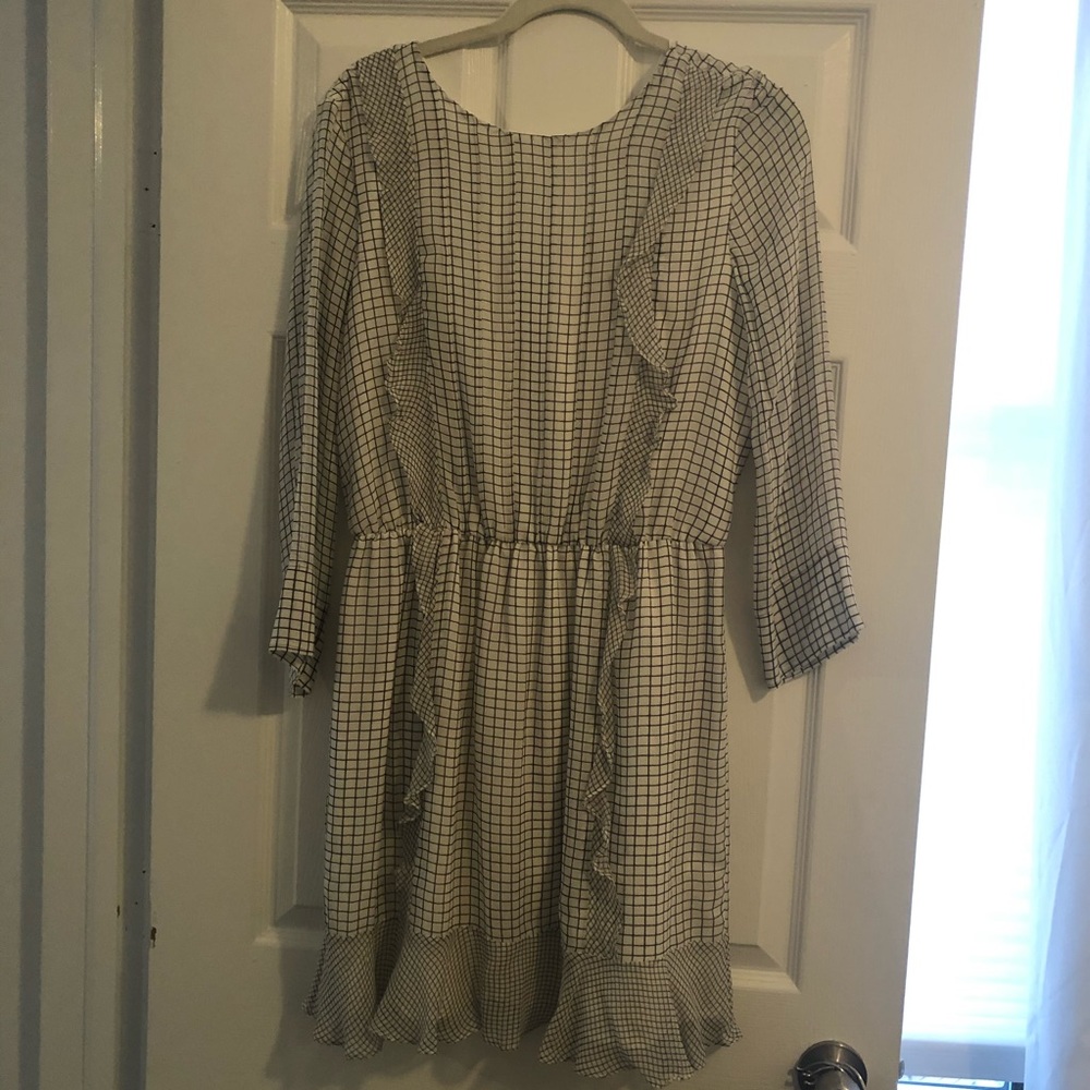 Club Monaco white and black check dress